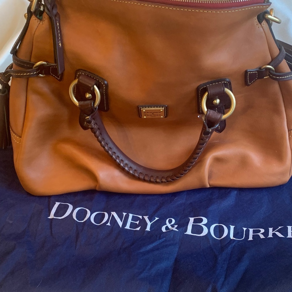 Dooney& Bourke purse